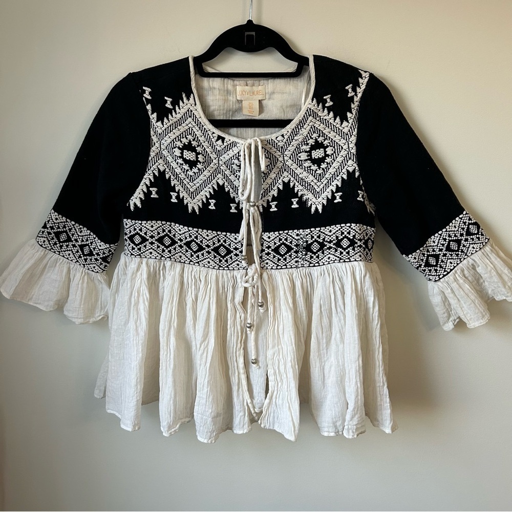 Lucy and Laurel Tribal Boho Embroidered Blouse